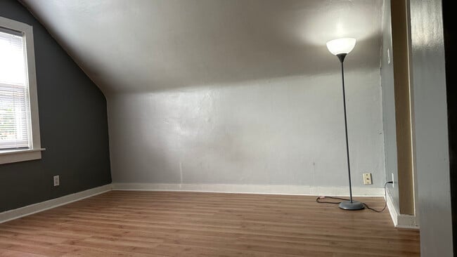 Photo - 1728 High St Unidad 1/2