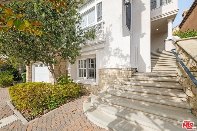 Photo - 11815 Folkstone Ln