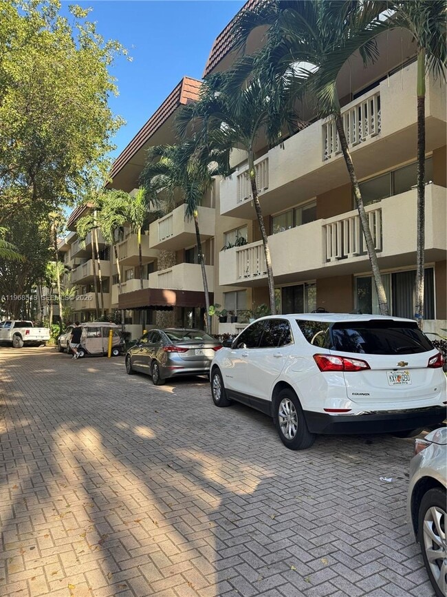 Building Photo - 1800 Sans Souci Blvd Unit 112