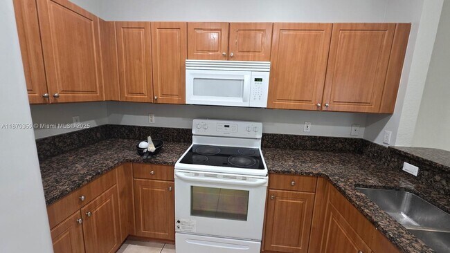 Photo - 2748 SW 83rd Ave