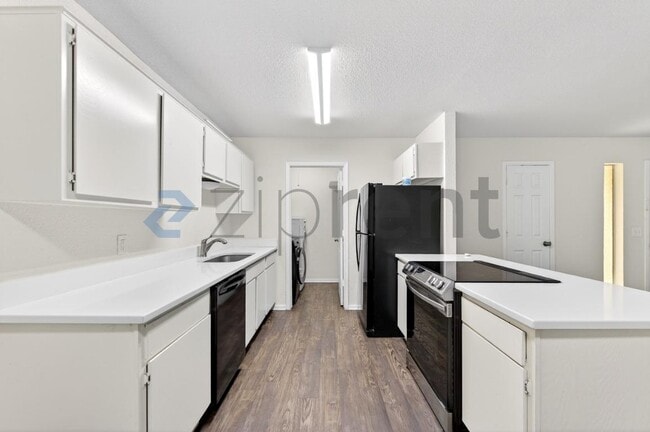 Photo - Unit 5022