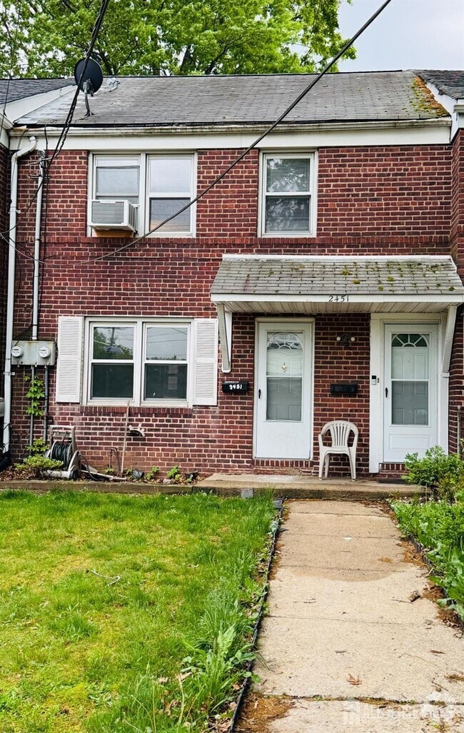 Building Photo - 2451 St Georges Ave Rental