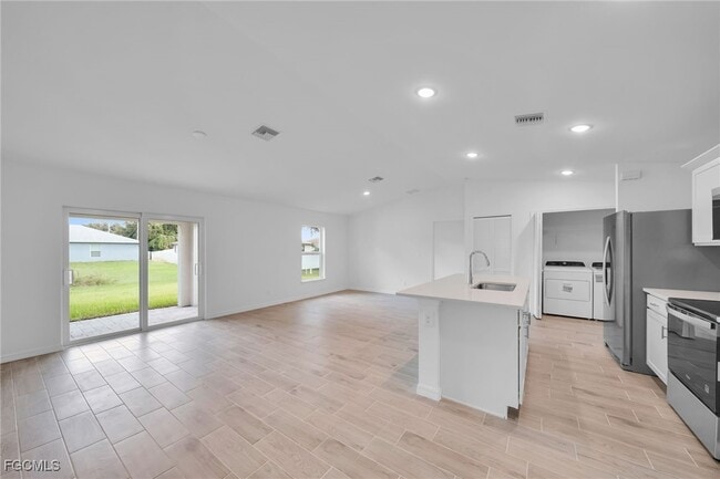 Photo - 3010 11th St SW