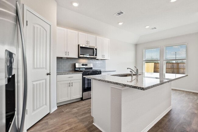 Photo - 1702 Miller Ter