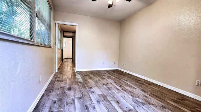 Photo - 6321 Runnel Dr Apartamento