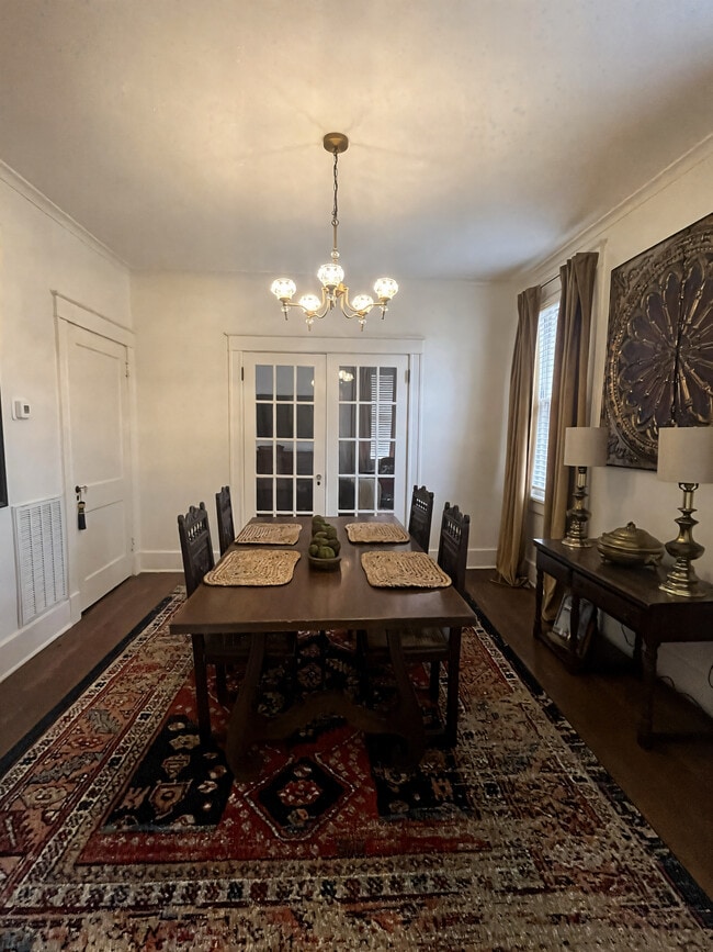 Harbert Court Apartments - Central Gardens