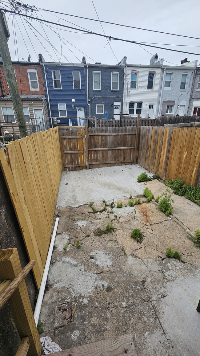 Photo - 814 N Port St