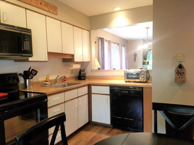 Photo - 124 Old Bartlett Rd Unit 83