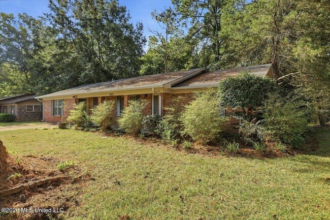2549 Jennifer Dr
