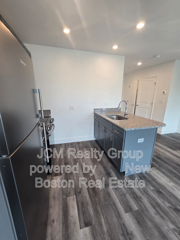 Photo - 585 Essex St Unit U-702