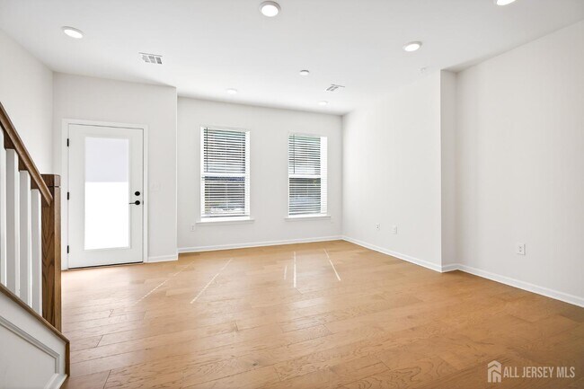 Photo - 507 Sadie Cir