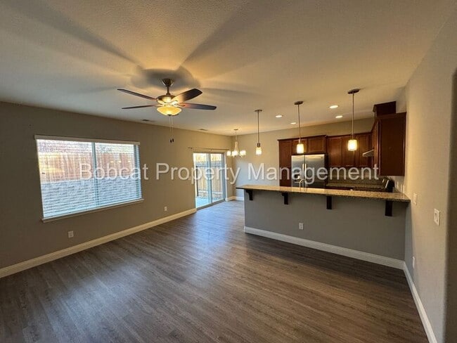 Photo - 1292 Saltern Dr