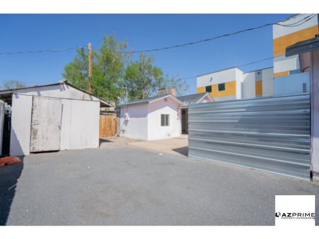 Photo - Experience Modern City Living In This Effi...