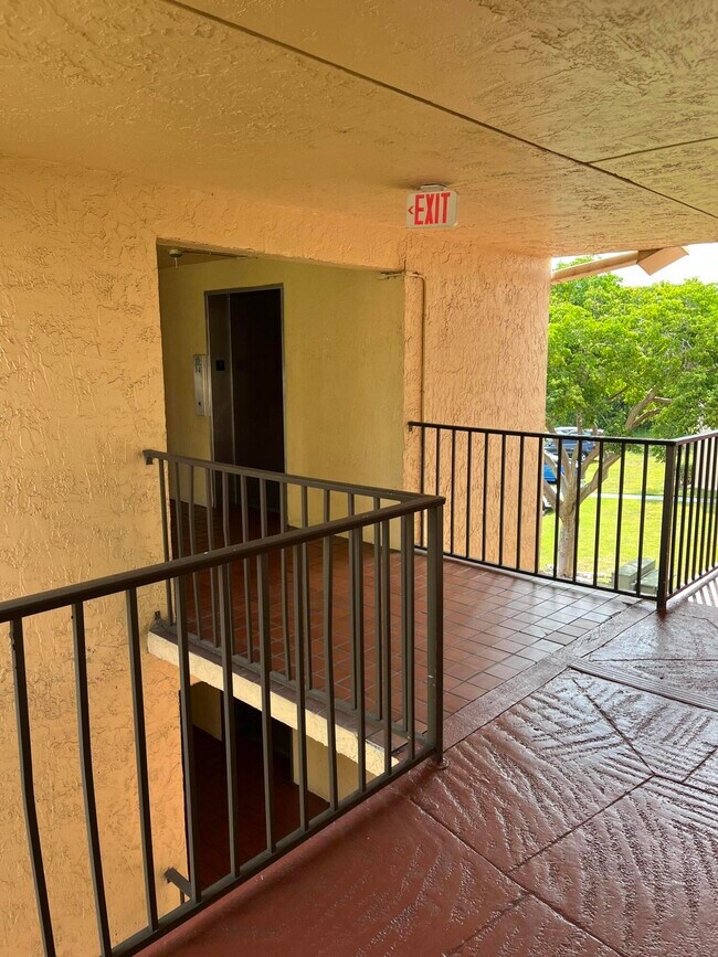 Photo - 3396 Foxcroft Rd Unit 309