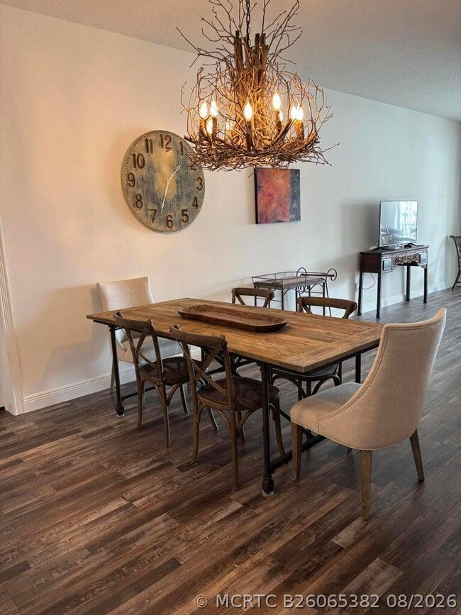 Photo - 12 Harbour Isle Dr W Unit 306