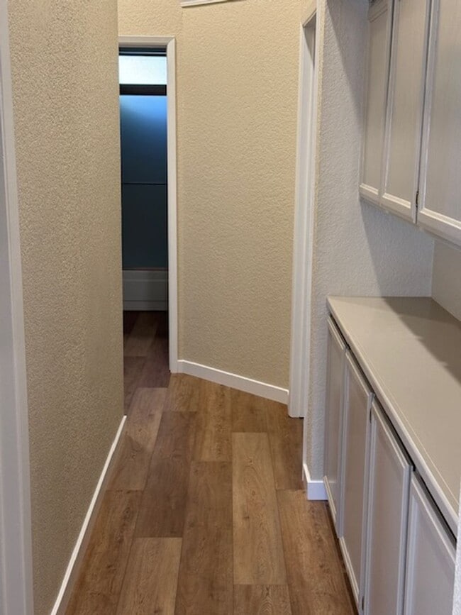 Photo - North side Vacaville single story.