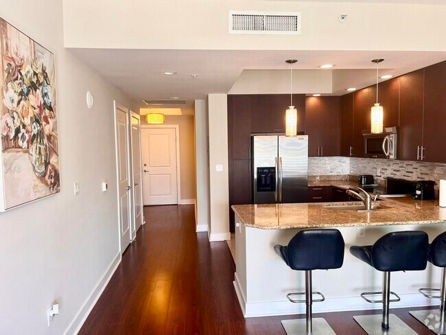 Building Photo - 315 NE 3rd Ave Unit 1105 Rental