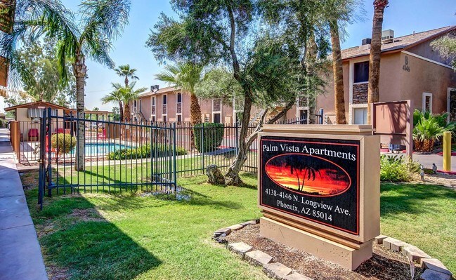 Palm Vista - Palm Vista Apartments