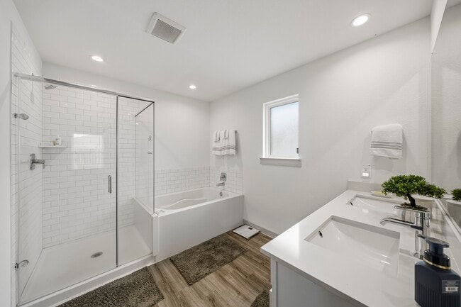 919 Tall Shire Ct