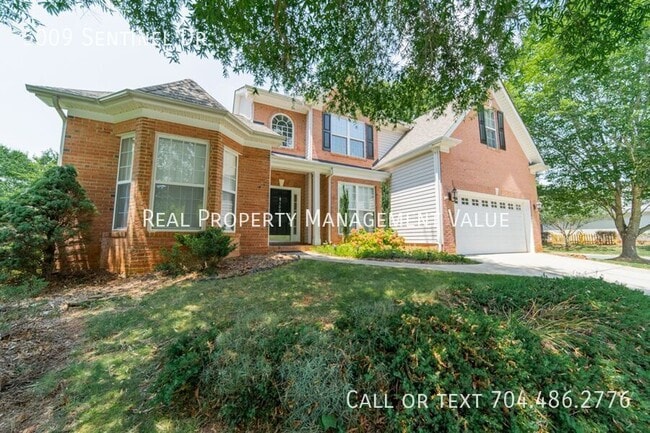Building Photo - 5009 Sentinel Dr Rental