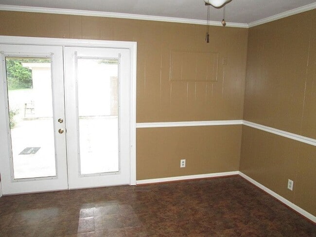 Photo - One level living!