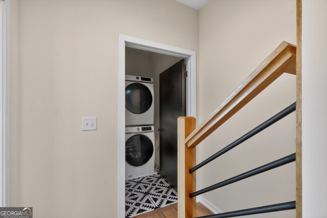 Photo - 454 Calhoun St NW