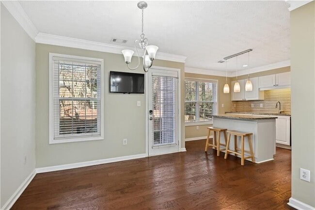 Photo - 2179 Mainsail Dr NE