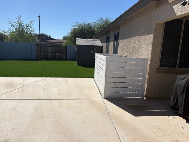 Photo - 1180 E Saddleback Pl