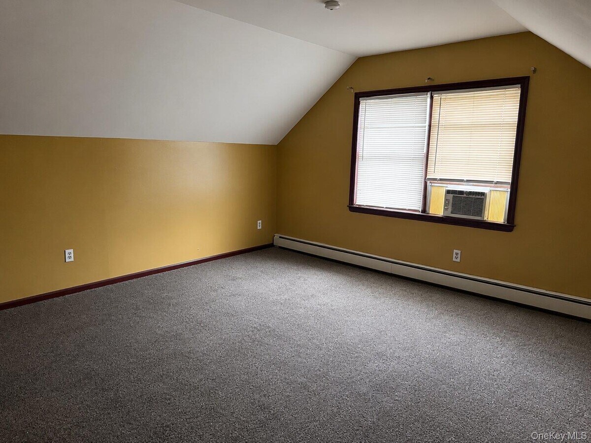 Photo - 749 Mount Sinai-Coram Rd