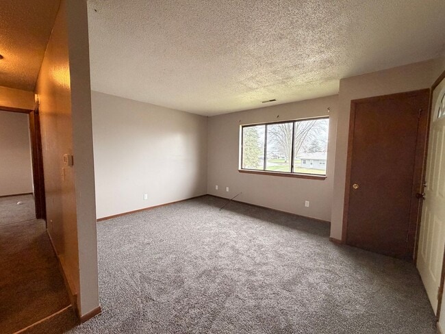 Building Photo - 2728 4th Ave N Unit = #4