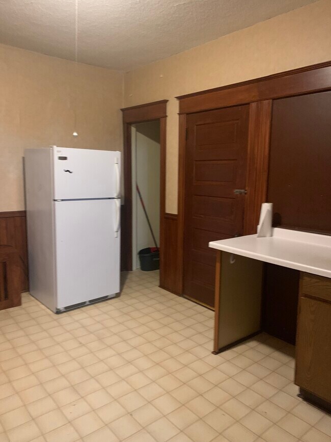 Photo - 431 Minnehaha Ave E Unidad Upper Duplex