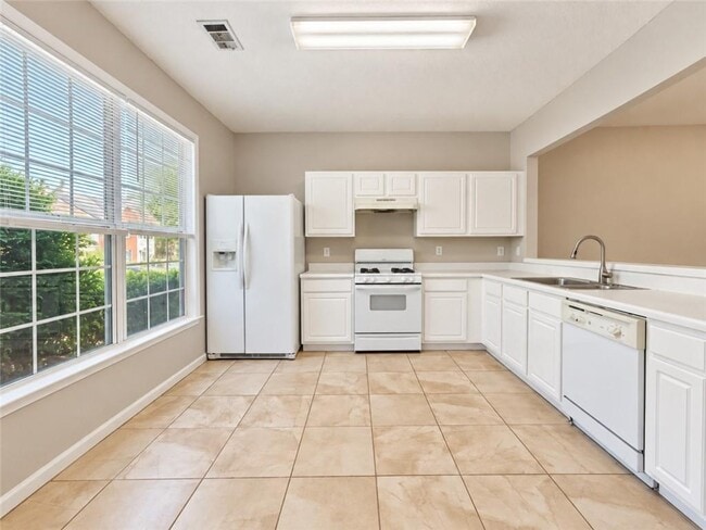 4115 Howell Park Rd