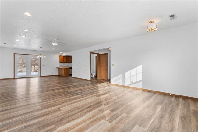 Photo - 134 Clinton Hill Dr