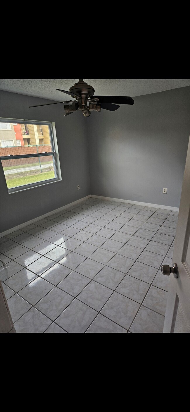 Photo - 4113 Corsair Ave
