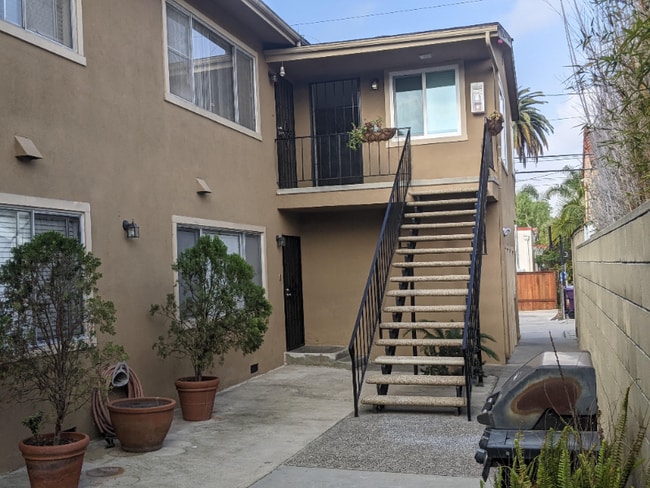 Photo - 231 Grand Ave Unidad 5