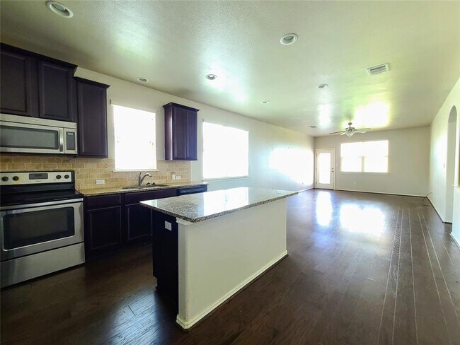 Photo - 412 Drystone Trail