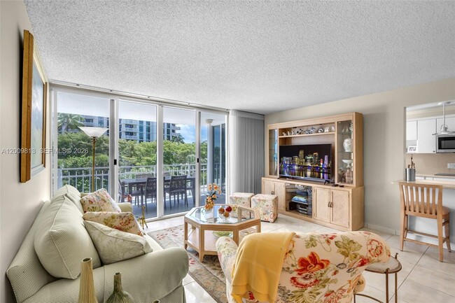 Photo - 600 Grapetree Dr Unit 4DS