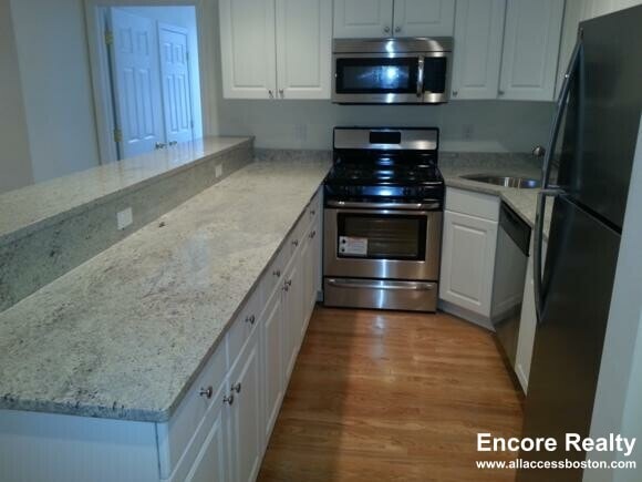 Photo - 324 St Paul St Unit 6