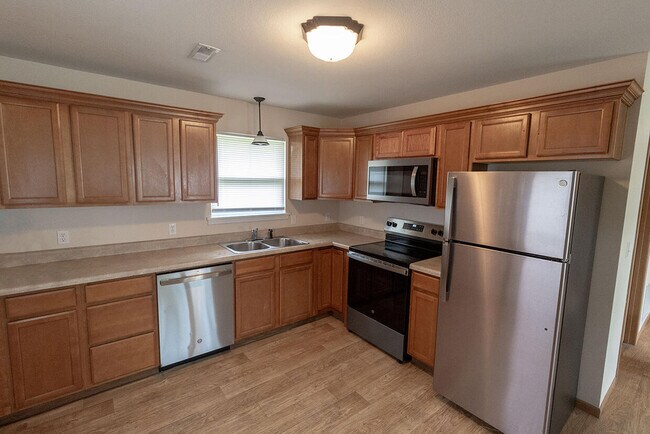1540 Florence Dr