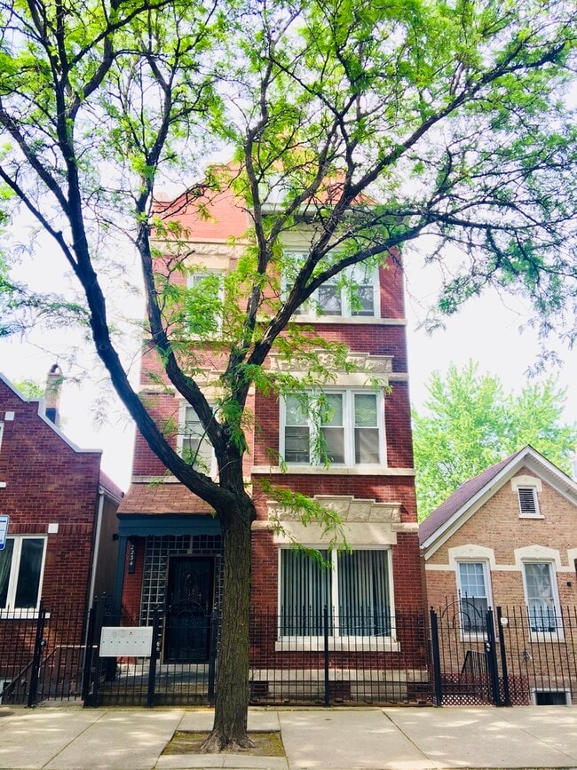Photo - 2234 W Cullerton St Casa