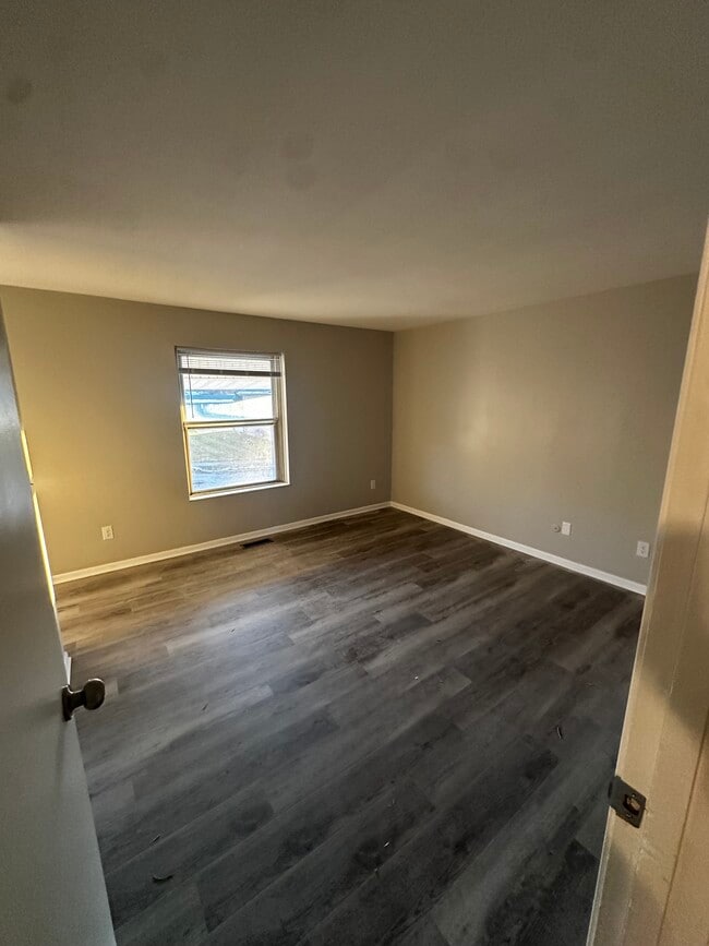 Photo - 6846 Emerald Ave Unit 6842