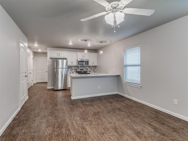 425 Summit Ridge Dr