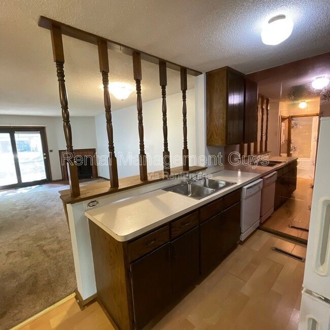 Photo - 8693 Maplebrook Pkwy N