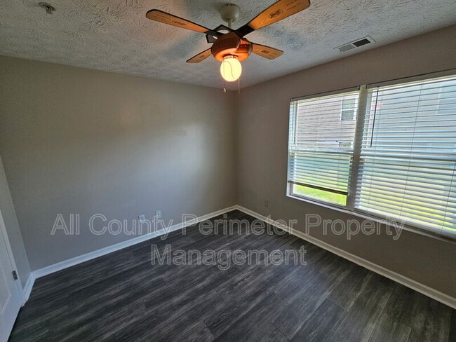 Photo - 2102 Fairington Ridge Cir