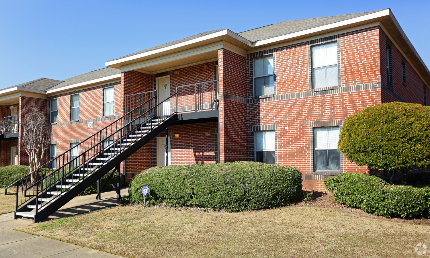 Vista Terrace - Vista Terrace Apartments