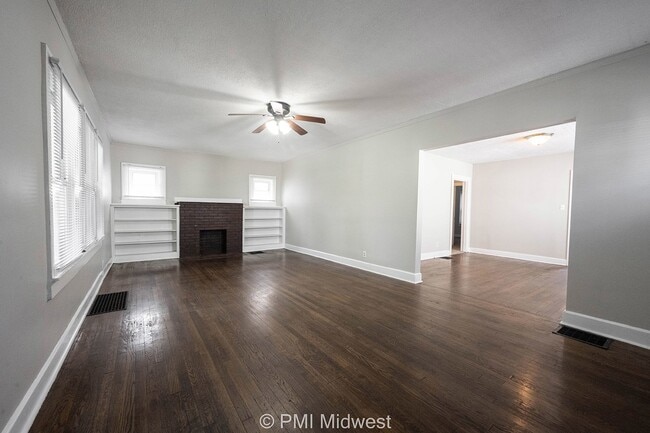 Photo - 1529 E Ohio St