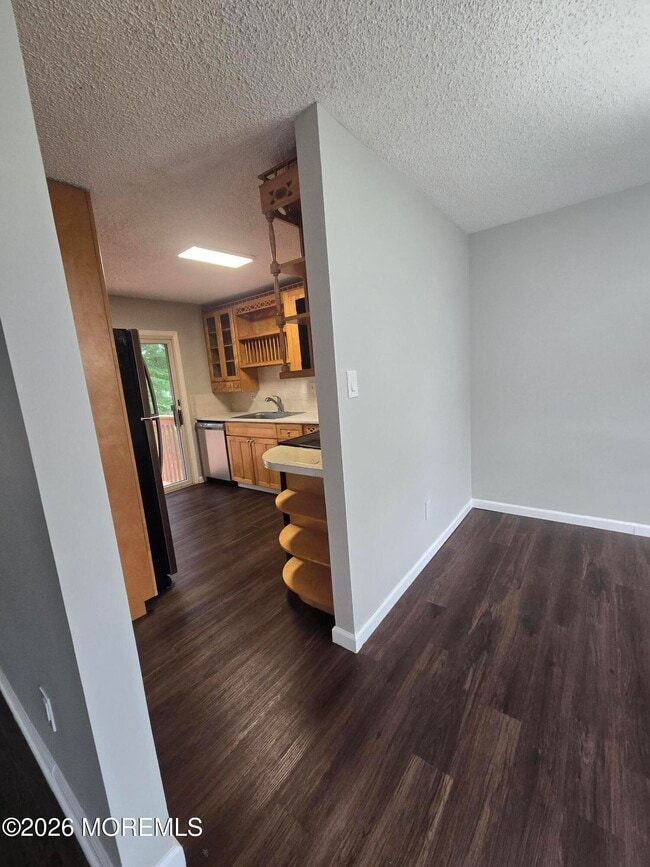 Photo - 151 Shenandoah Blvd