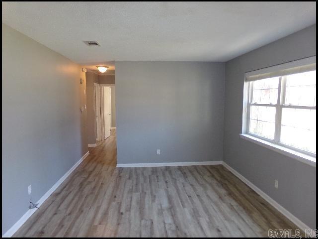 Photo - 905 Norma Ct