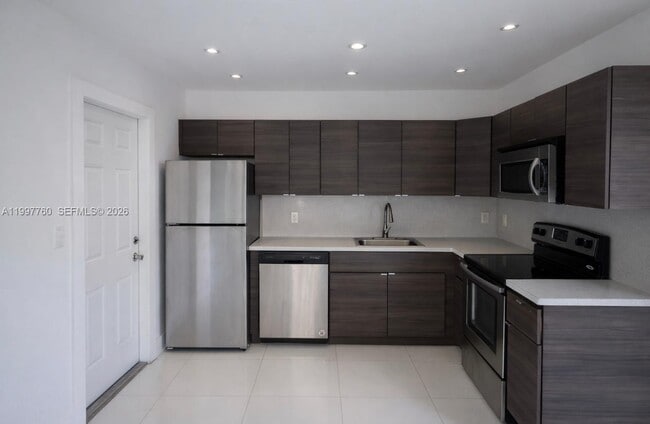 Photo - 560 NE 67th St Unit 1