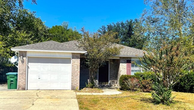 Photo - 106 Louise Dr